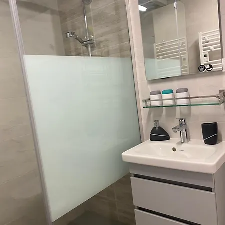 شقة Superbe Maisonnette Au Pied De La A 64 بيدار