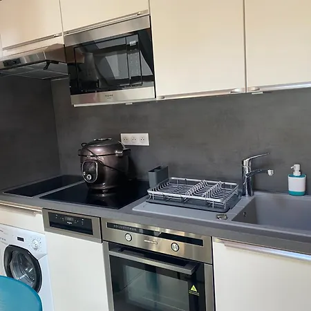 شقة Superbe Maisonnette Au Pied De La A 64 *