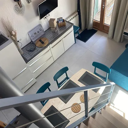 Superbe Maisonnette Au Pied De La A 64