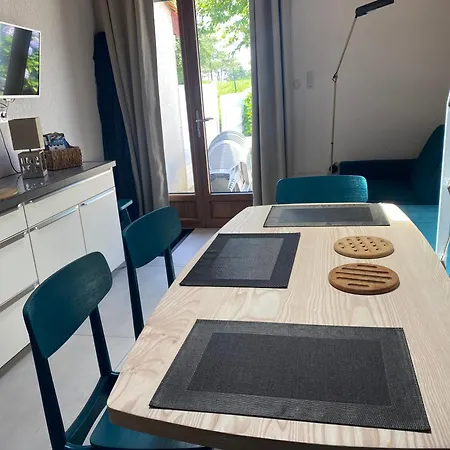 Superbe Maisonnette Au Pied De La A 64 *